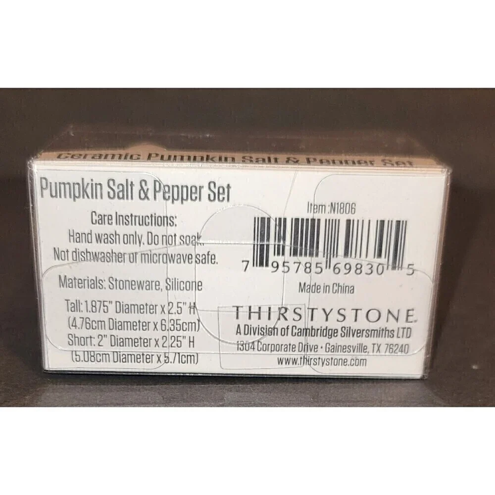 NIB Thirsty Stone White Ceramic Pumpkin Salt & Pepper Shaker
